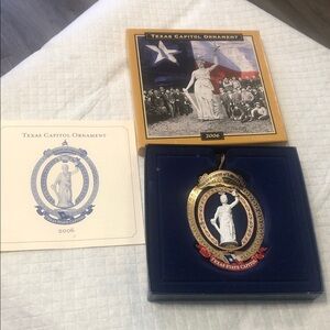 Texas Capitol Ornament with Box